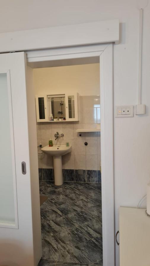 Rooms Verda Senj  Buitenkant foto