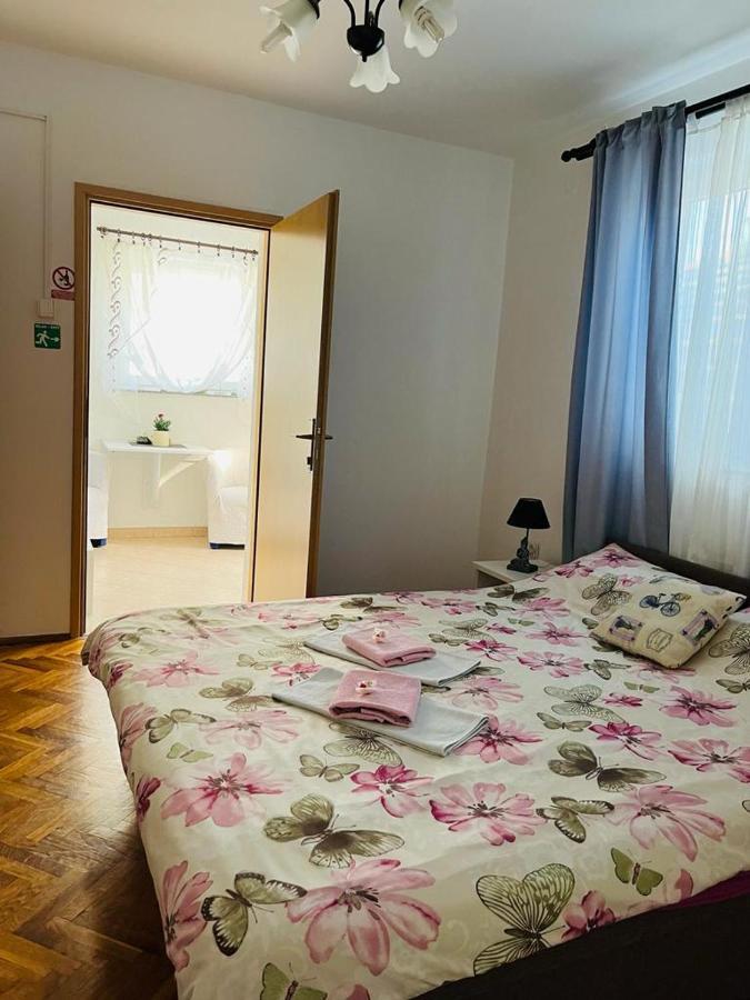 Rooms Verda Senj  Buitenkant foto